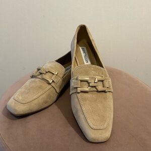 Beige Suede Loafers with Accent